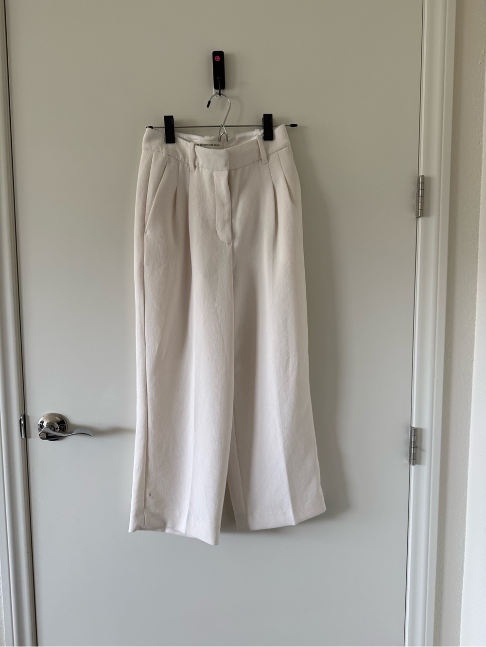 Aritzia Effortless Cropped High-Waist Wide-Leg Pants - light birch